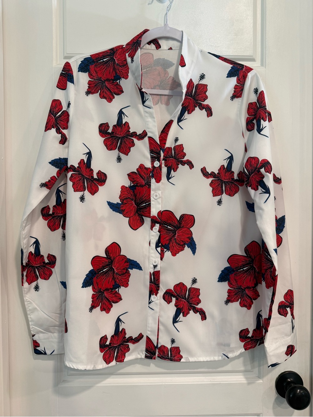 White Red Hibiscus Floral Button Front Blouse Medium Long Sleeve Tropical